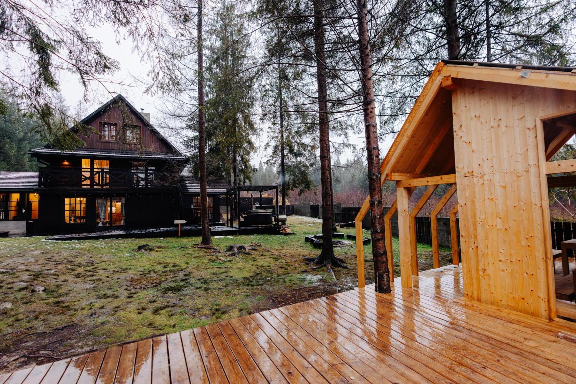 Fabryka Snow Loft W Sercu Beskidow 伊斯泰布纳 外观 照片