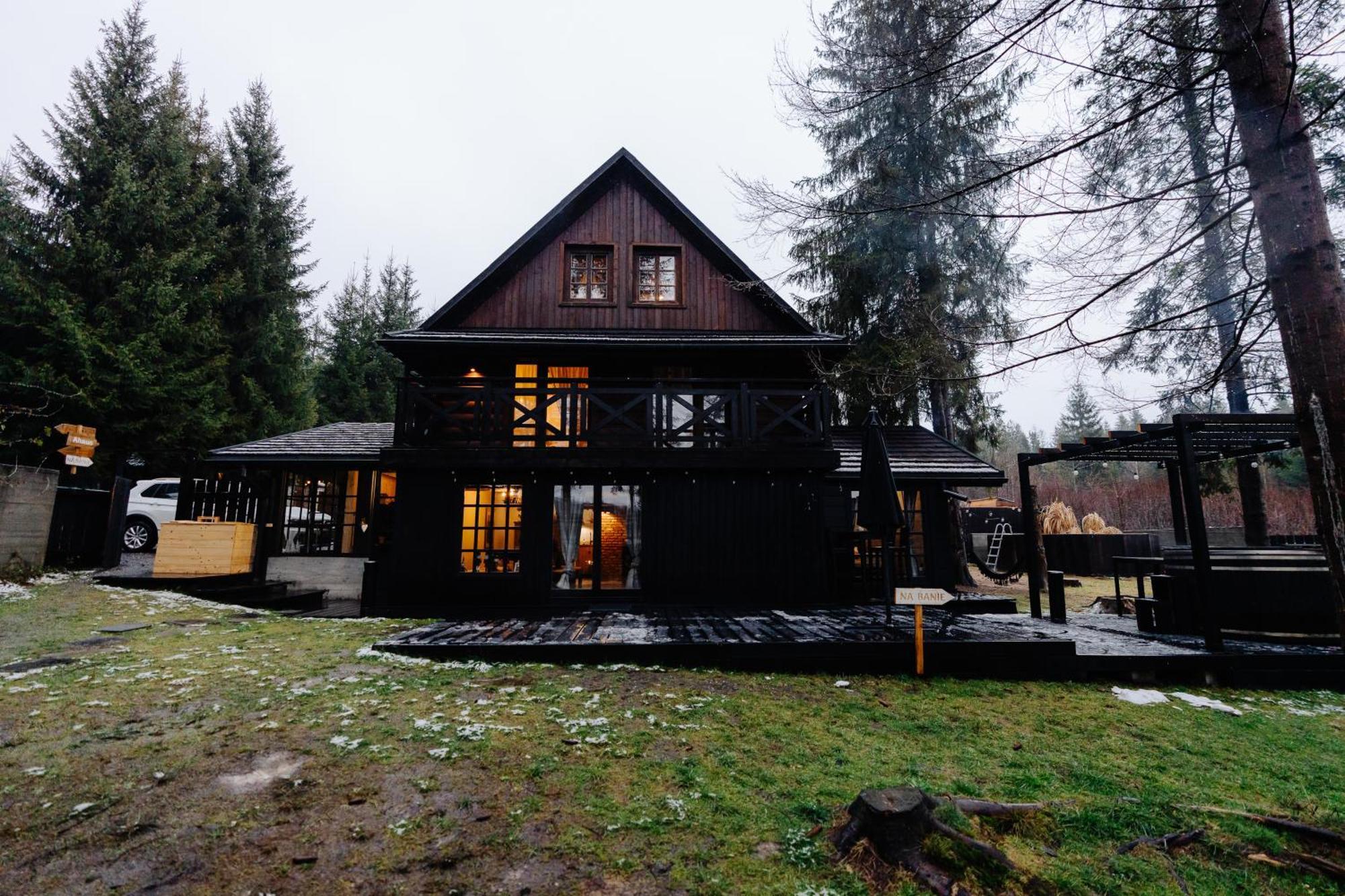 Fabryka Snow Loft W Sercu Beskidow 伊斯泰布纳 外观 照片