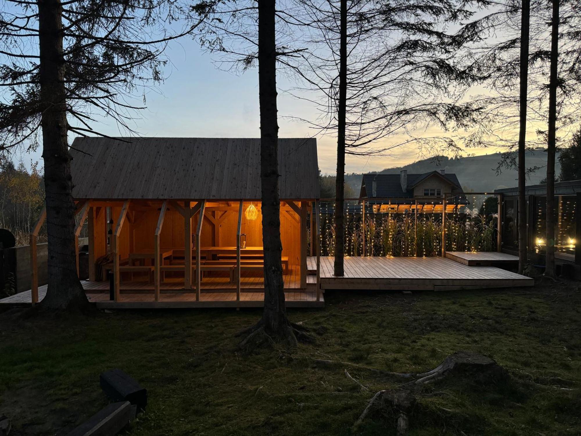 Fabryka Snow Loft W Sercu Beskidow 伊斯泰布纳 外观 照片